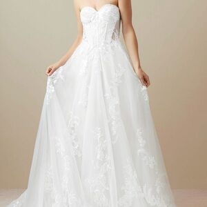 Aurorie White Lace Wedding Dress